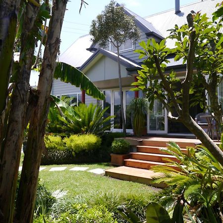 Kereru Cottage Russell - James Cook Apartment Exterior photo