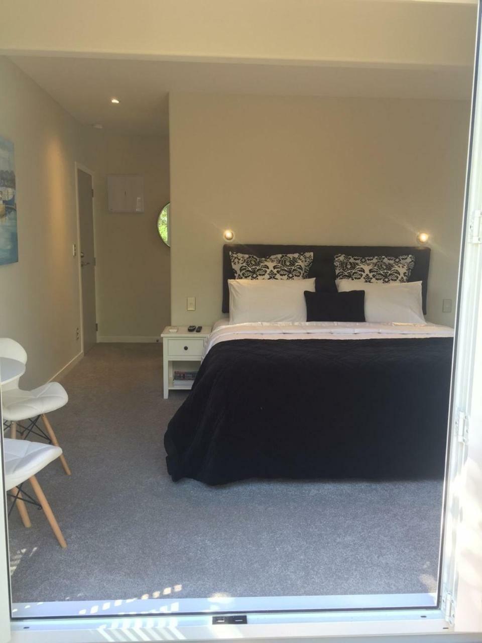 Kereru Cottage Russell - James Cook Apartment Exterior photo
